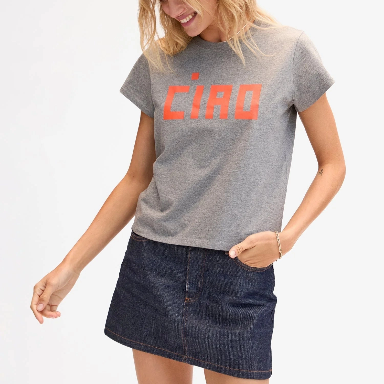 ButterySoftTextile Minimalist Styling "Block Ciao" Classic Tee (Grey Melange)