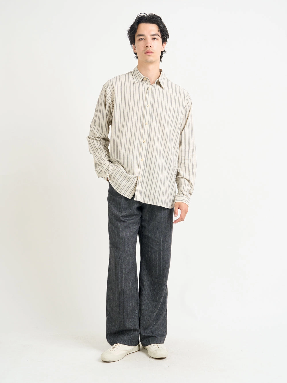 Garrison Long Sleeve Shirt (Loose Fit) Alberg Sand/Black Timeless Comfort Thermoregulating Layer