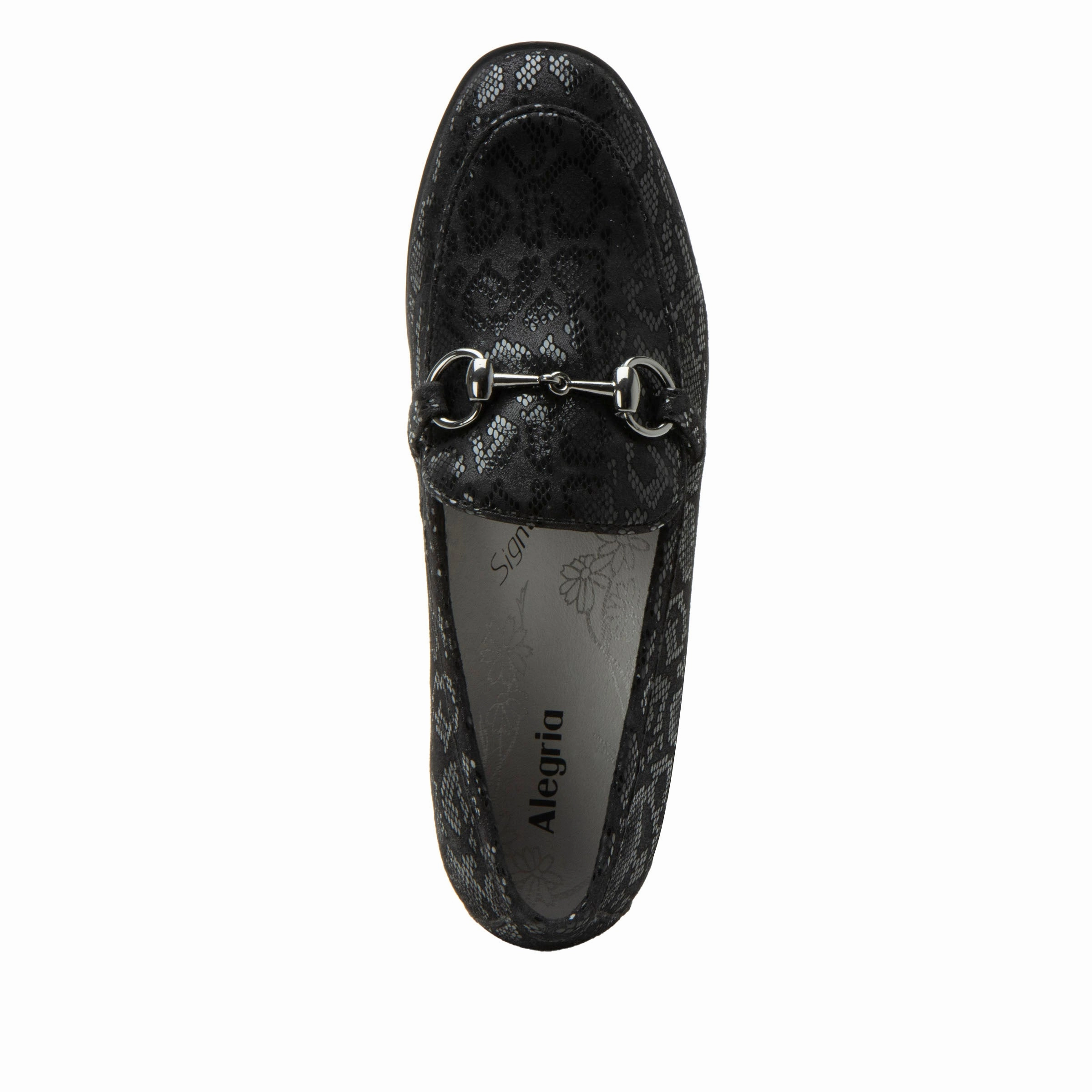 Light cushion Aliya Upscale