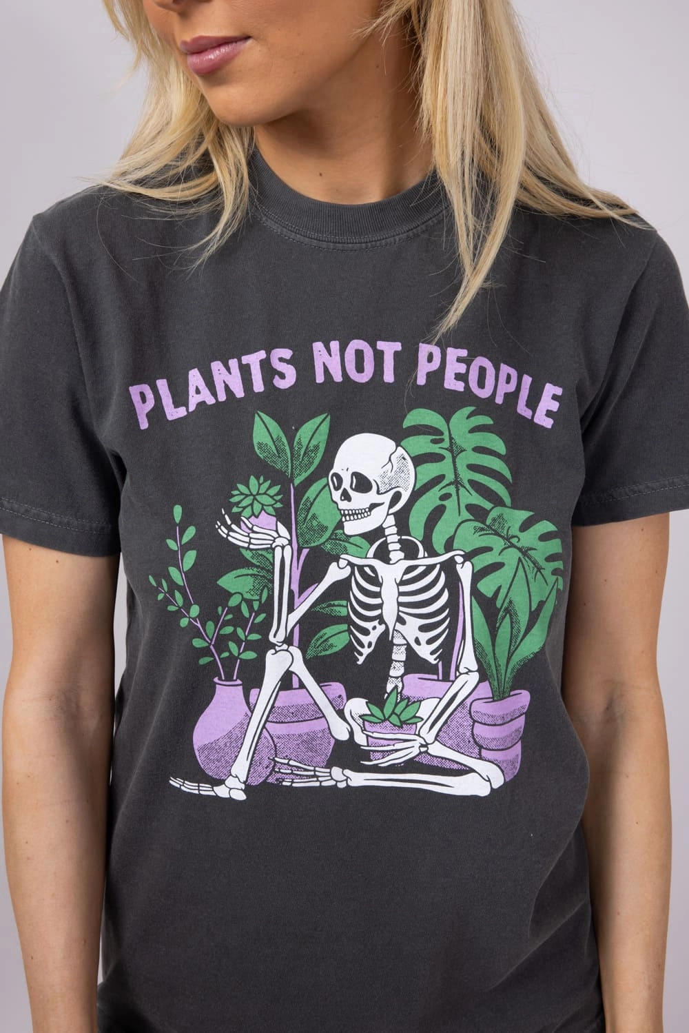 Plants Not People T-Shirt for Women in Black | TEE-PLANTS-PEPPER teenagers' Breathable Style