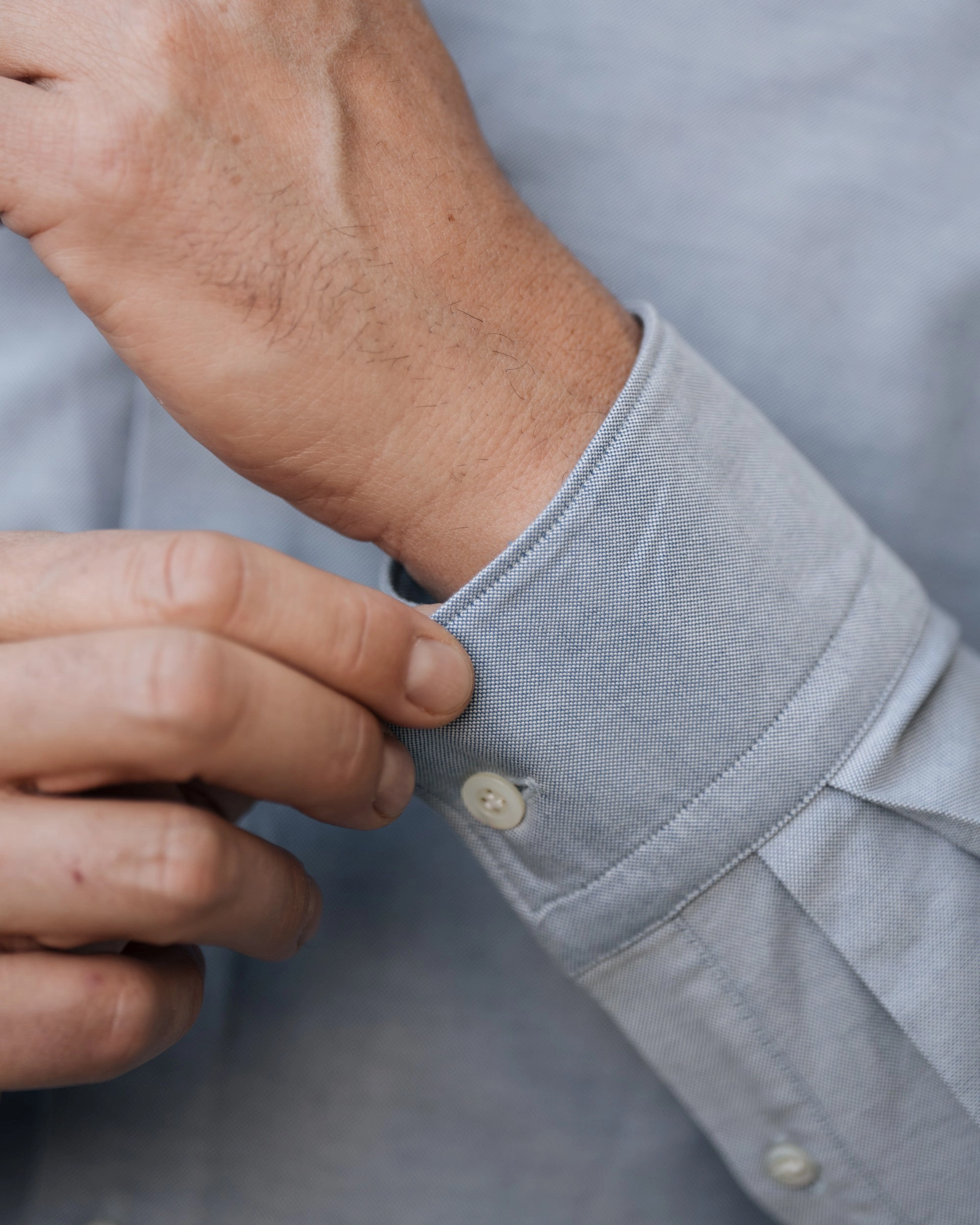 Fitted Silhouette Structured Shoulder Support Arcevia