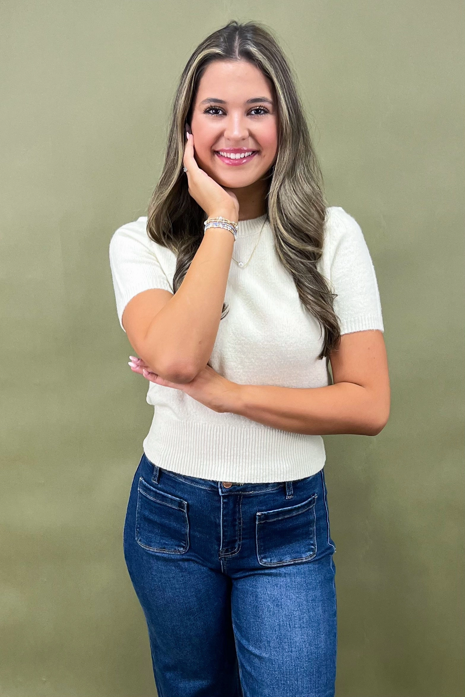 The Cream Dream Sweater Chic Tee