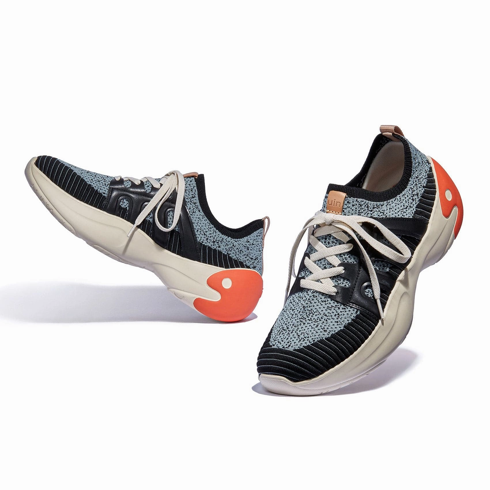 Bouncing Black Salamanca I Men Steady Pace