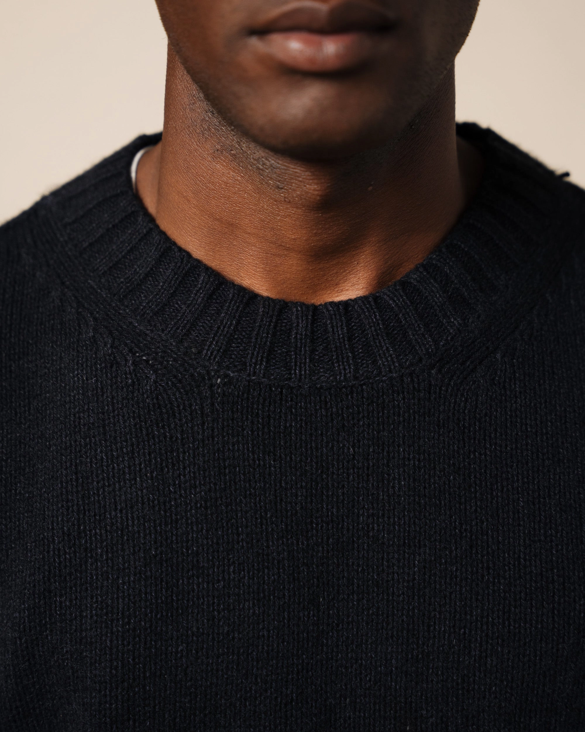 Breno Layered Collar Option FrayResistant Edging