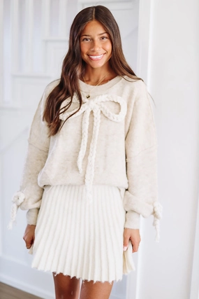 Clara's Bow Sweater - Natural Quick Access Zipper