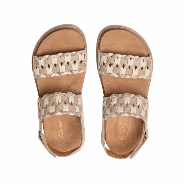 Classic Outdoor Style Comfortable Vacation Sandals Clarks Women's Arwell Glide Wide Metallic