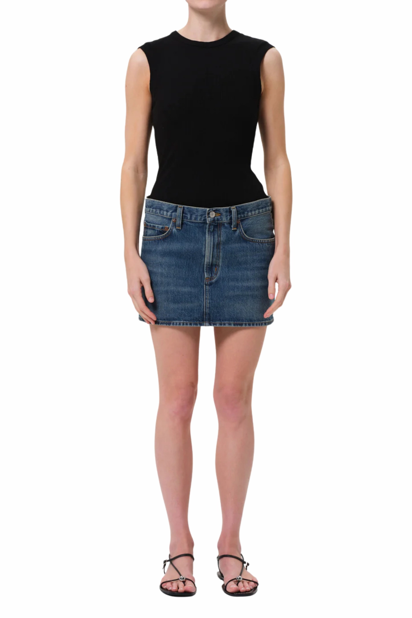 Alek Mini in Dwell Non Restrictive Visual Outfit