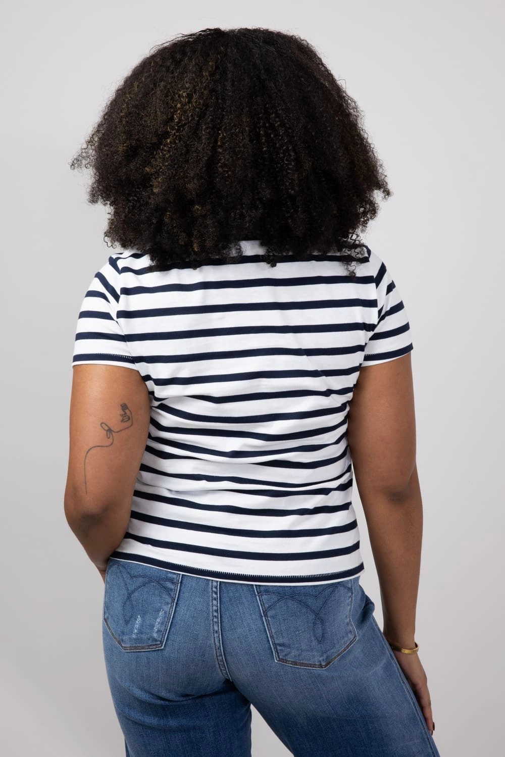 Thread & Supply Asher Striped T-Shirt for Women in White/Navy | T2940CKNTS-WHITENAVY Low Impact Dye Athletic and Cool