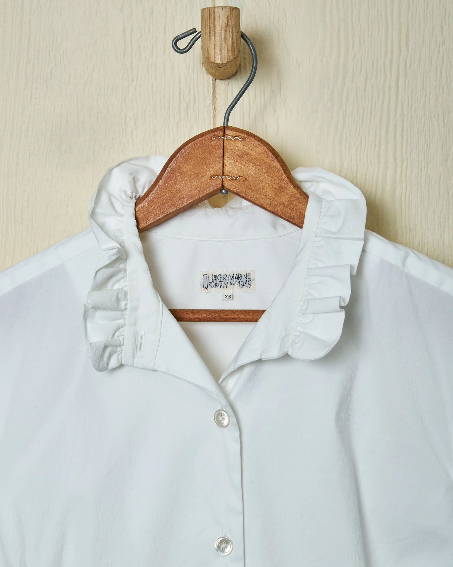 Ruffle Shirt in White Broadcloth Sweat Absorbent Inner Layer elegant design