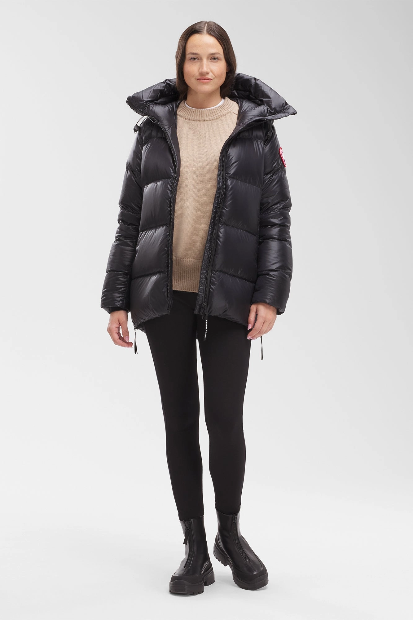 Minimalist Style Dry Weather Look Cypress Puffer