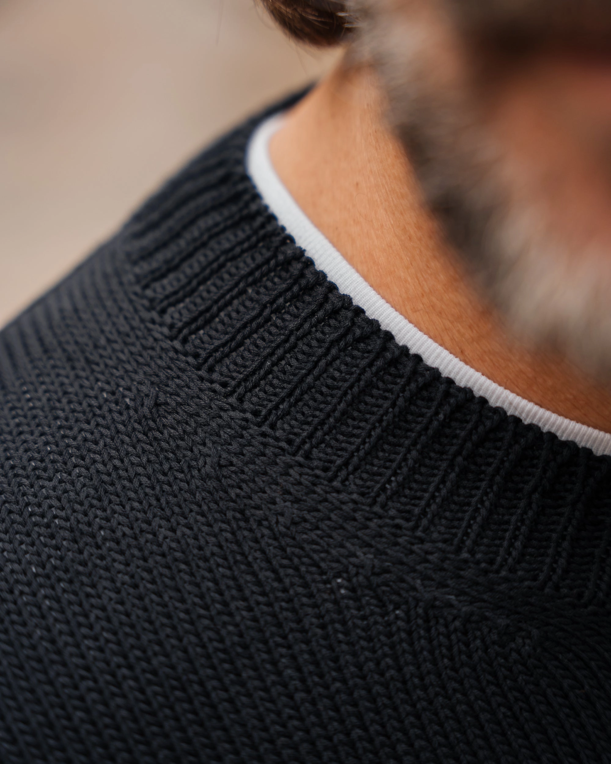 Deruta Breathable mesh lining