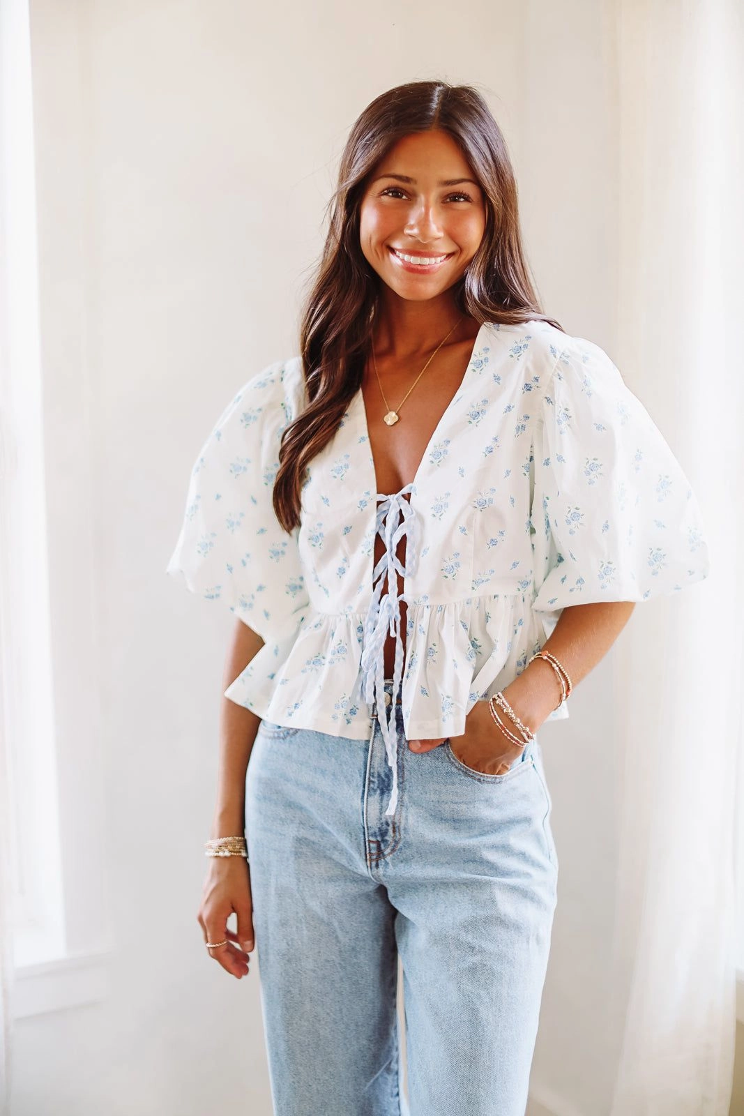 ZonalVentilation Minimalist Collar Roses in Bloom Crop Top - Blue and White