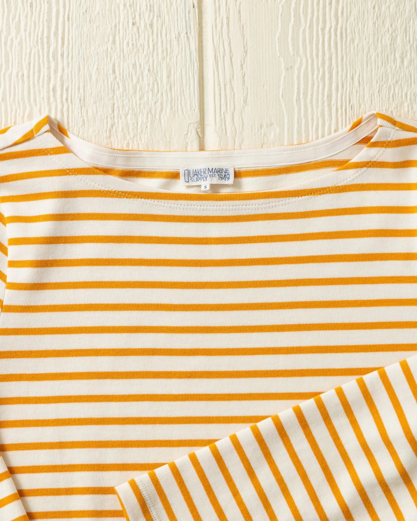 Women??s Breton Stripe Boatneck Tee in Off White/Sun VentedBack