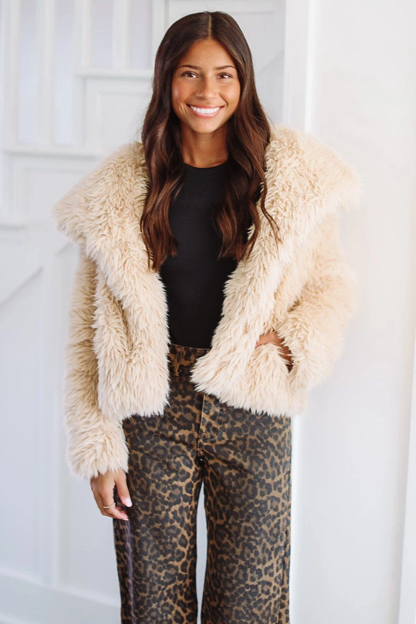 Chinchilly Faux Fur Jacket - Khaki Relaxed Sweatshirt