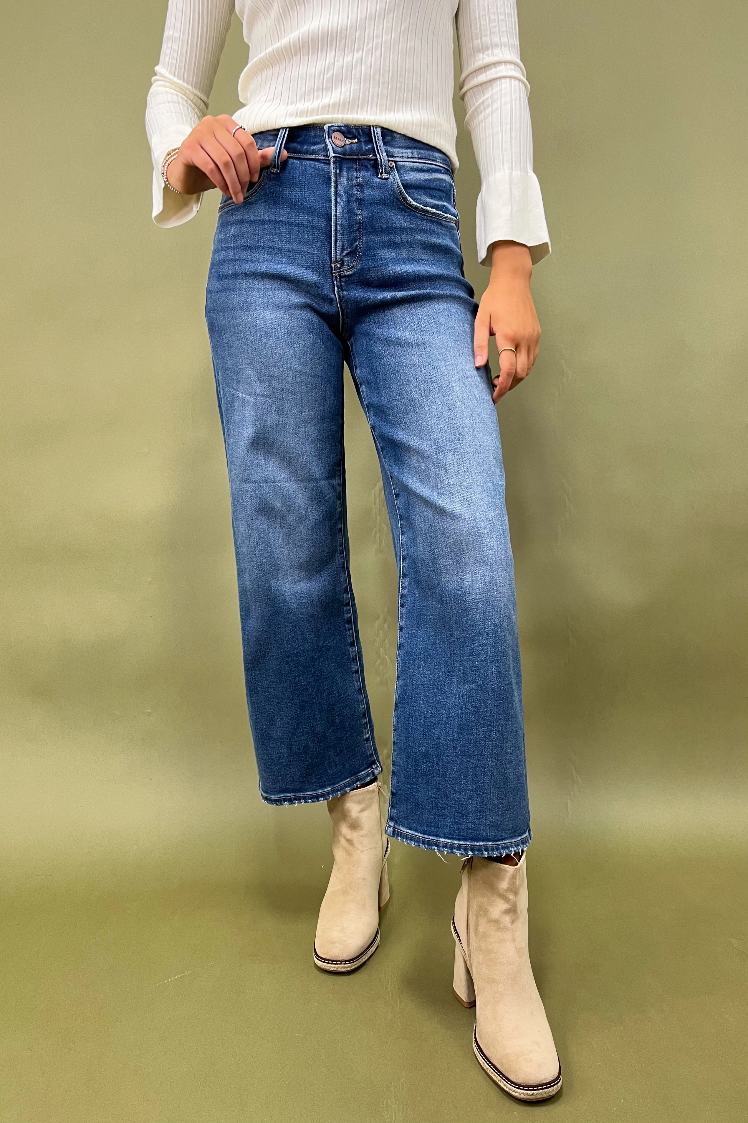 The Eloise Crop Wide Jeans Elastic Free Cuffs