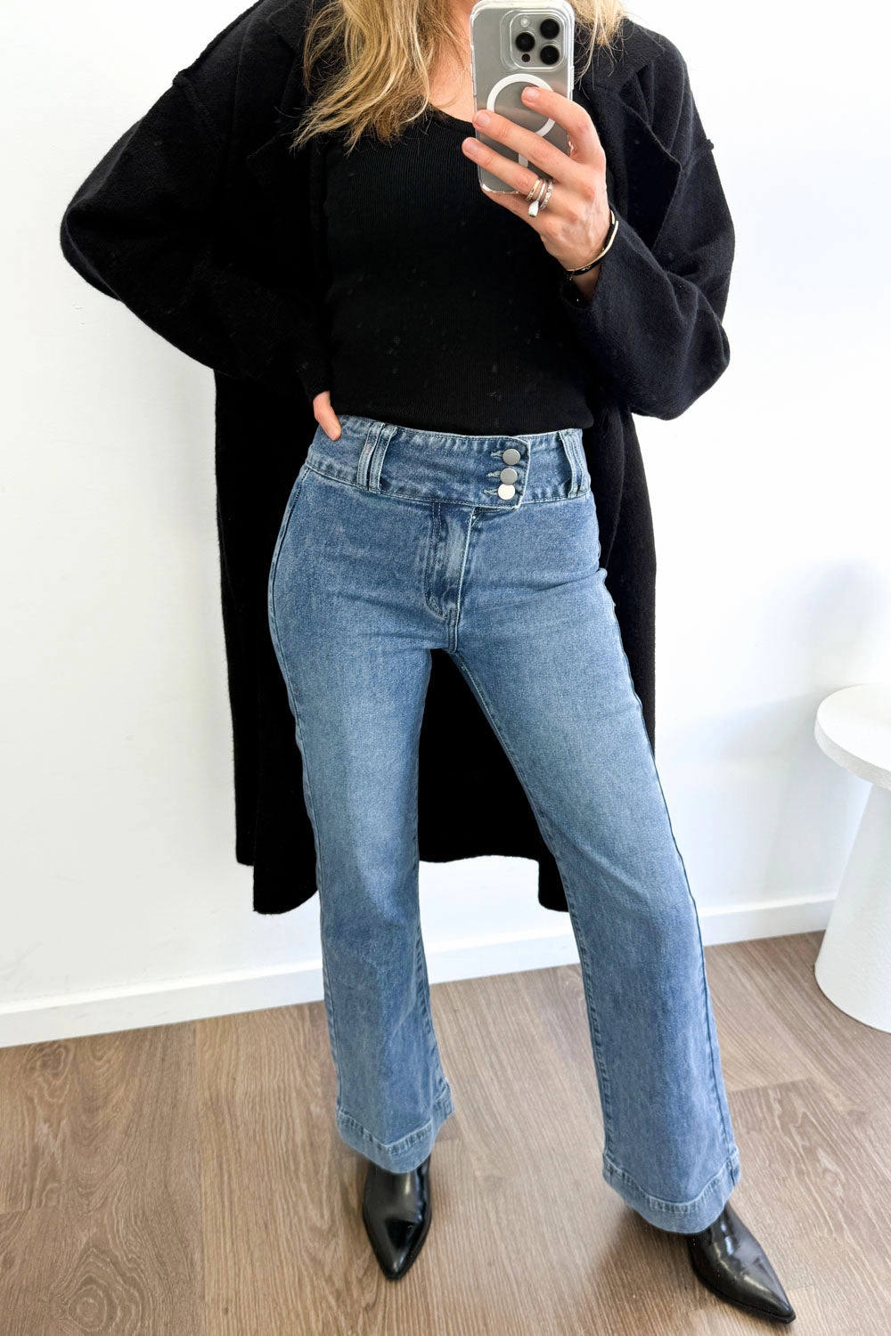 Mackenzie Jeans Breathable Wear Fit