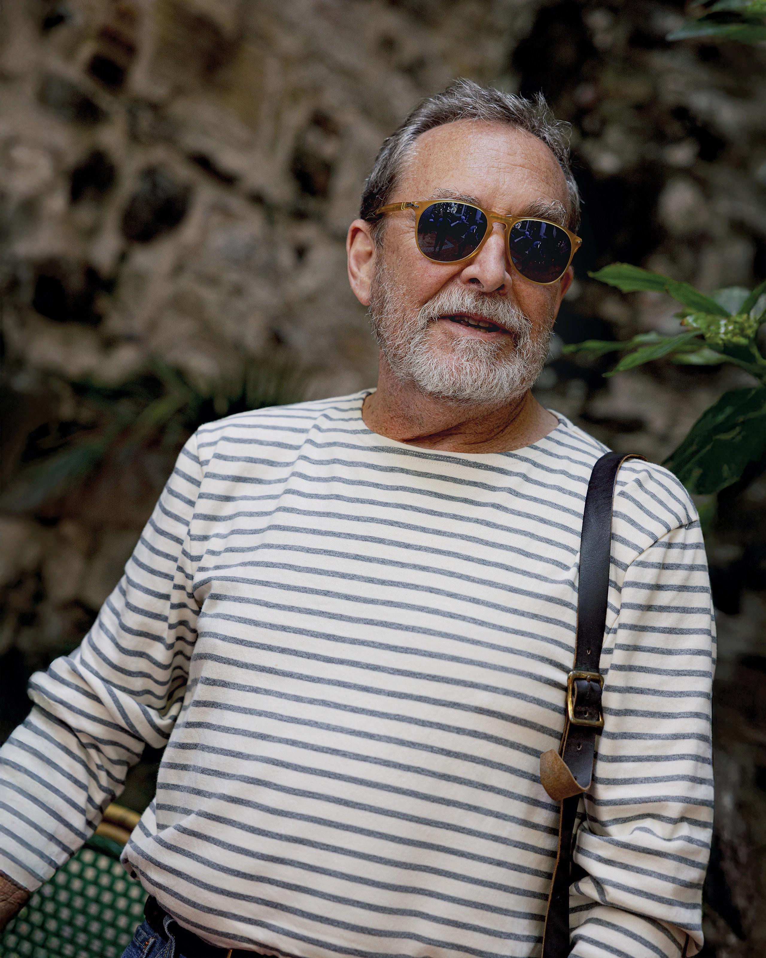 Colorfast Dye Men??s Breton Stripe Boatneck Tee in Off White/Heather Grey