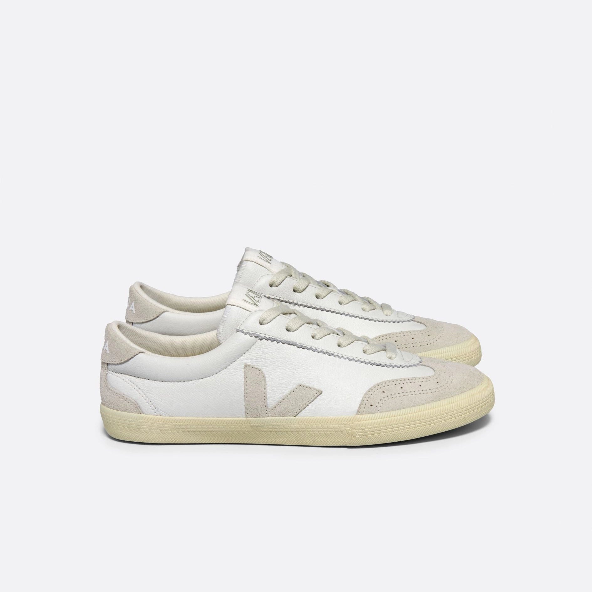 Flexible Torsion Walking Ease Volley Leather Sneaker (White   Natural)