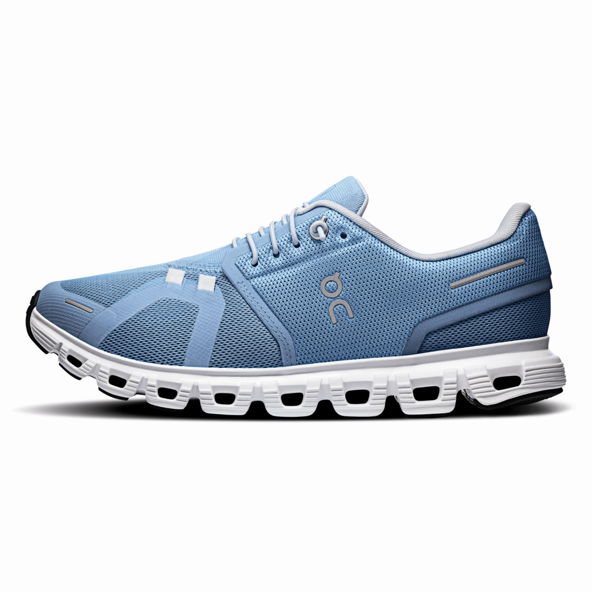 On Running Women's Cloud 6 Chambray/White Superior support Hyper Compression Molding