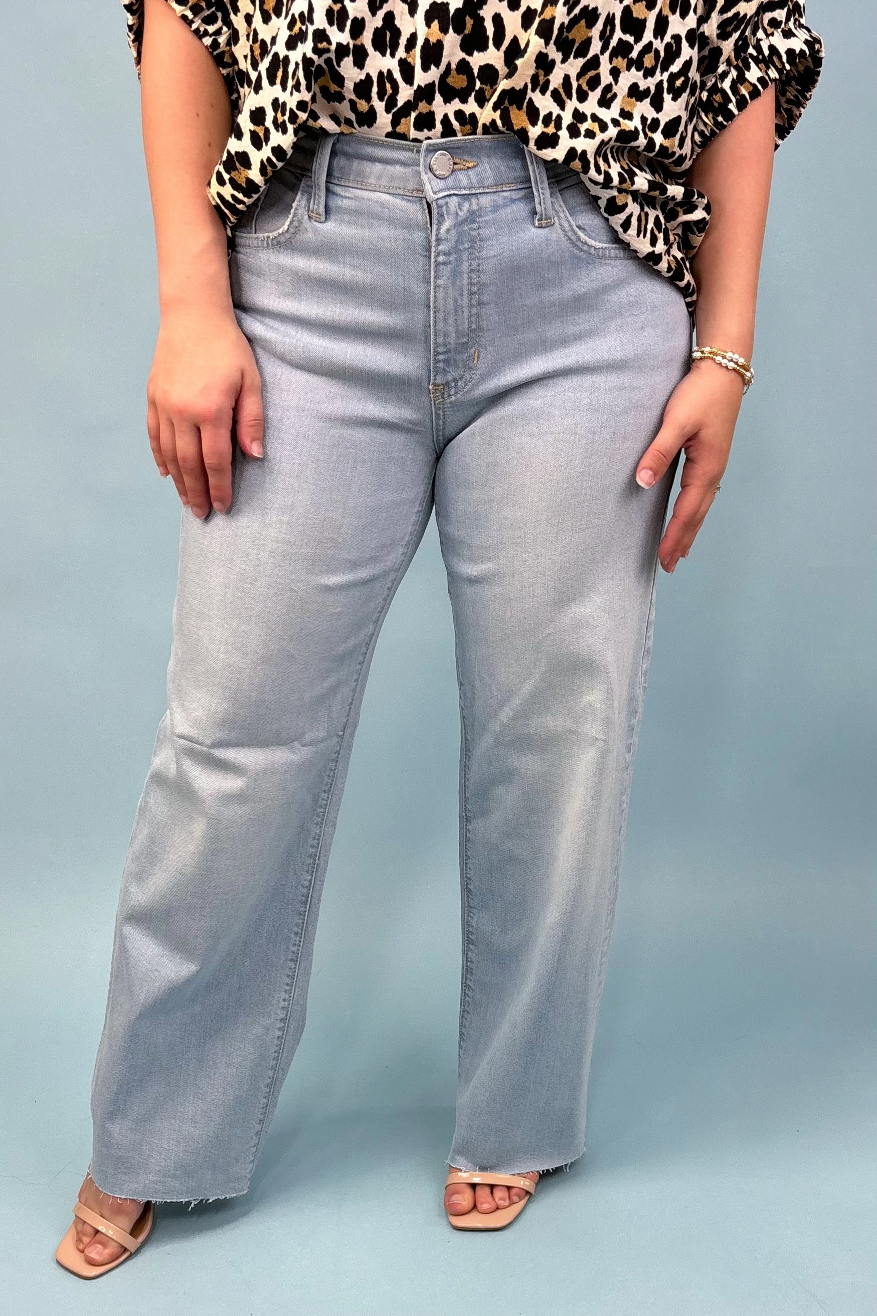 The Nova Mid Rise Jeans Windproof coating Anti Pilling Surface