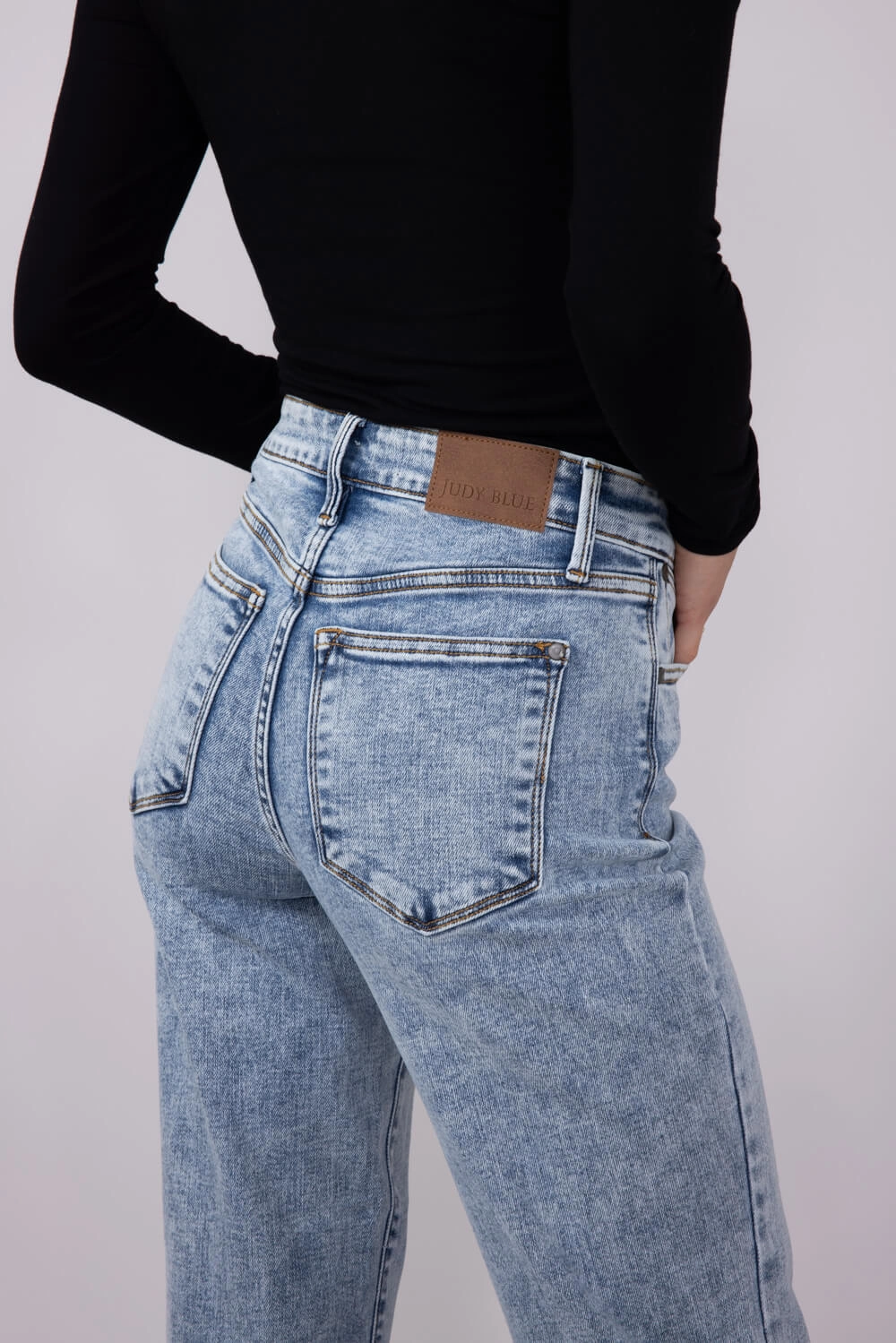 Minimalist Traveler Gear Bold Look Anytime Fit Judy Blue High Rise Straight Jeans for Women | 82653REG