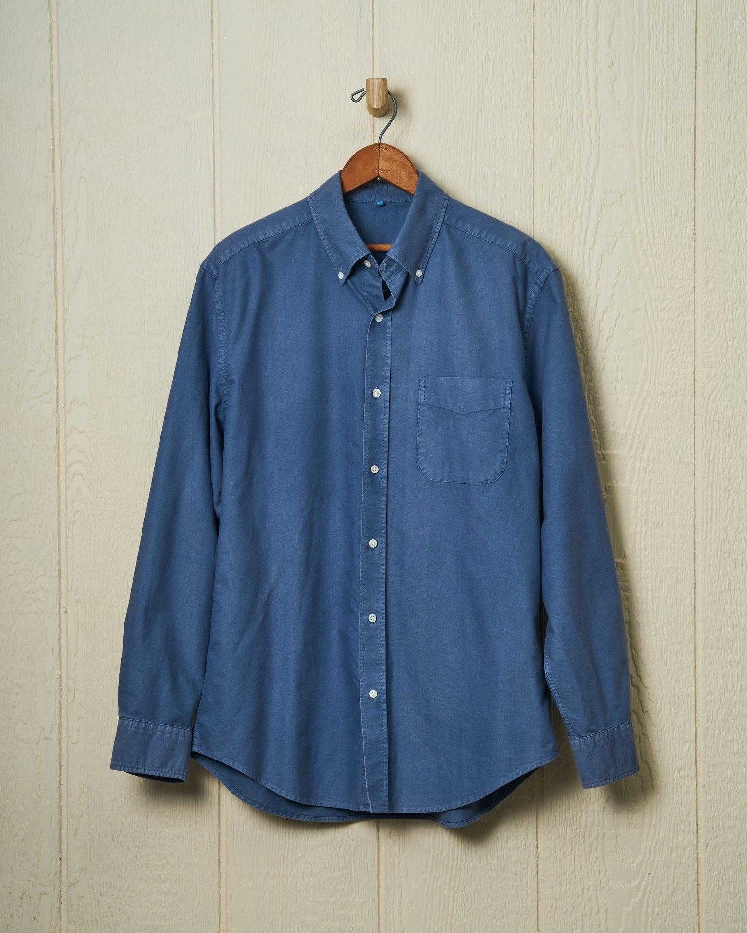 Garment Dyed Oxford Shirt in Weathered Navy Thermal Regulation Fabric