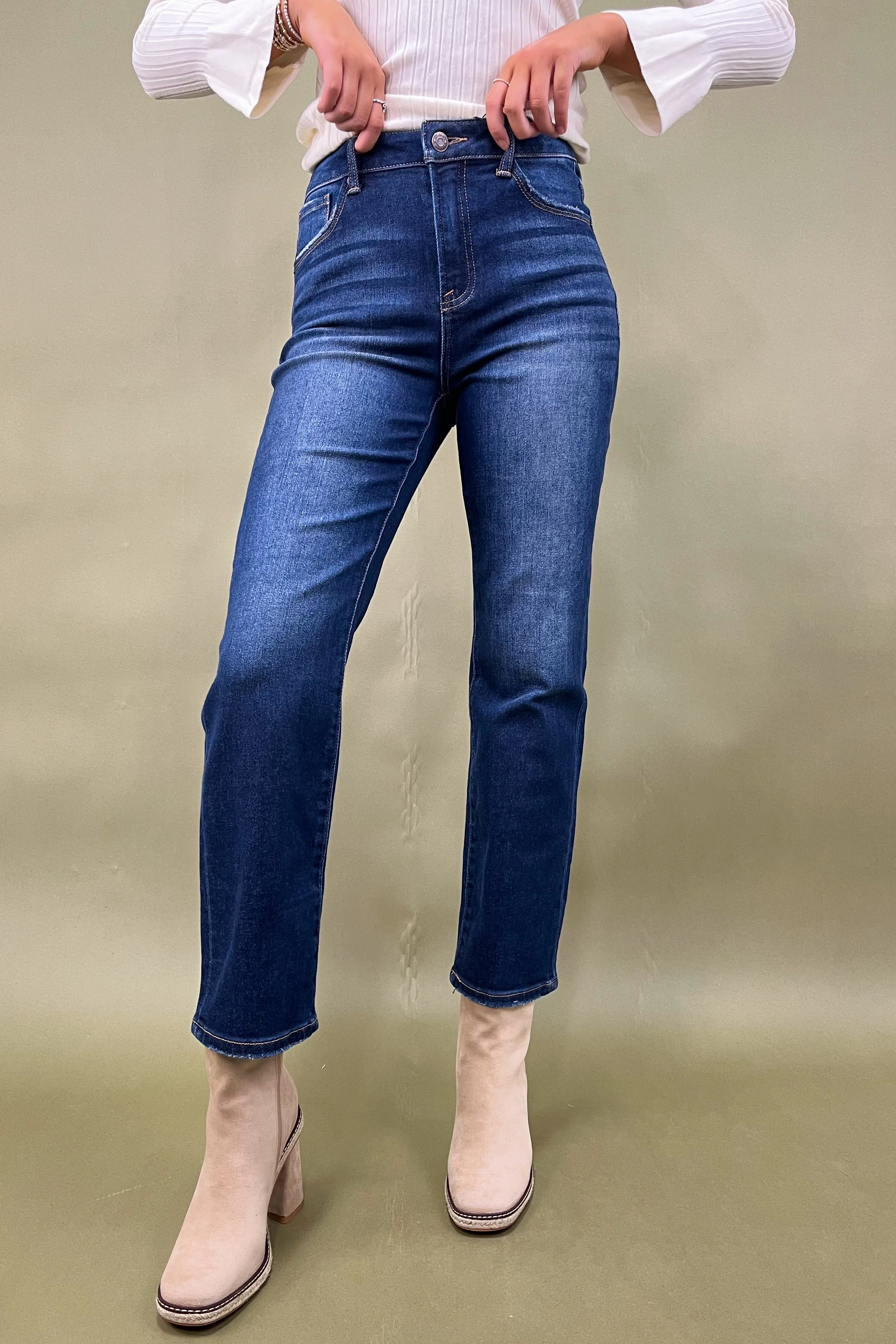 Genevieve Straight Jean Sporty Appeal Everyday Comfort Fit