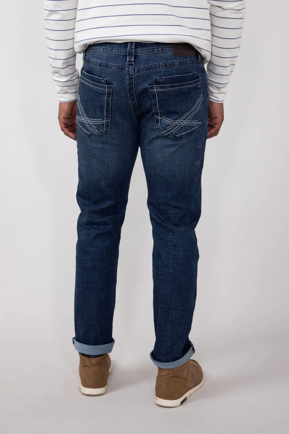 Axel Jeans Lincoln New Castle Athletic Straight Jeans for Men | AXMB0085-LINCOLN Shopping Day Slim