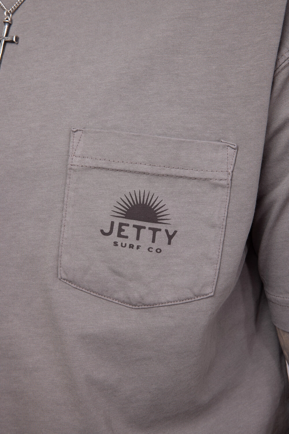 Summer cool Award-winning Jetty Sunbeam Pocket T-Shirt for Men in Cinder | S25SUNB-M10001CND