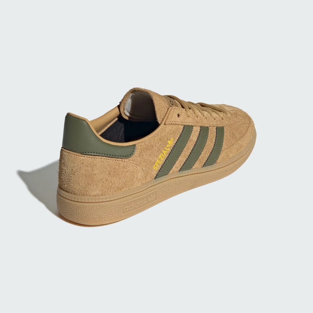 Flexible Tread Pattern Dual Zone Traction Handball Spezial Shoes (Golden Beige   Focus Olive   Gum)