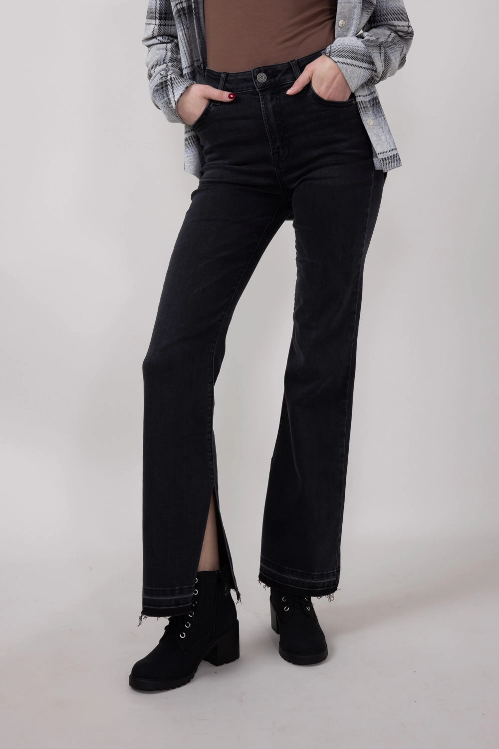 Common look Day Off Fit Hidden High Rise Let Out Happi Flare Jeans for Women in Black | HD3181-BLK