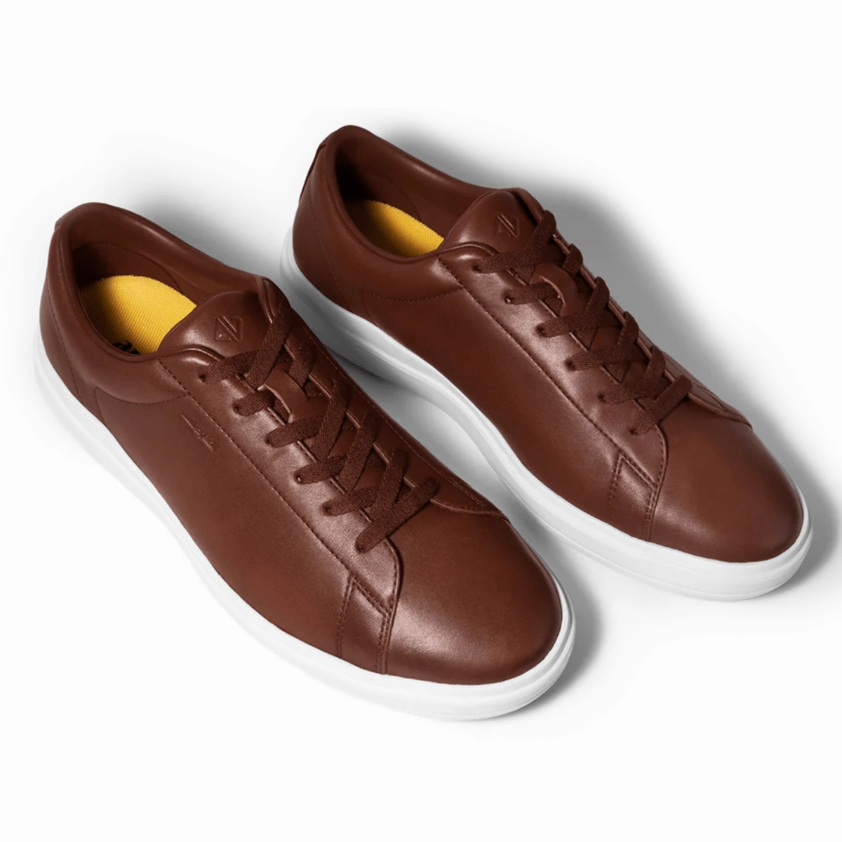 Amberjack Men's The Low-Top Chestnut Basic Style