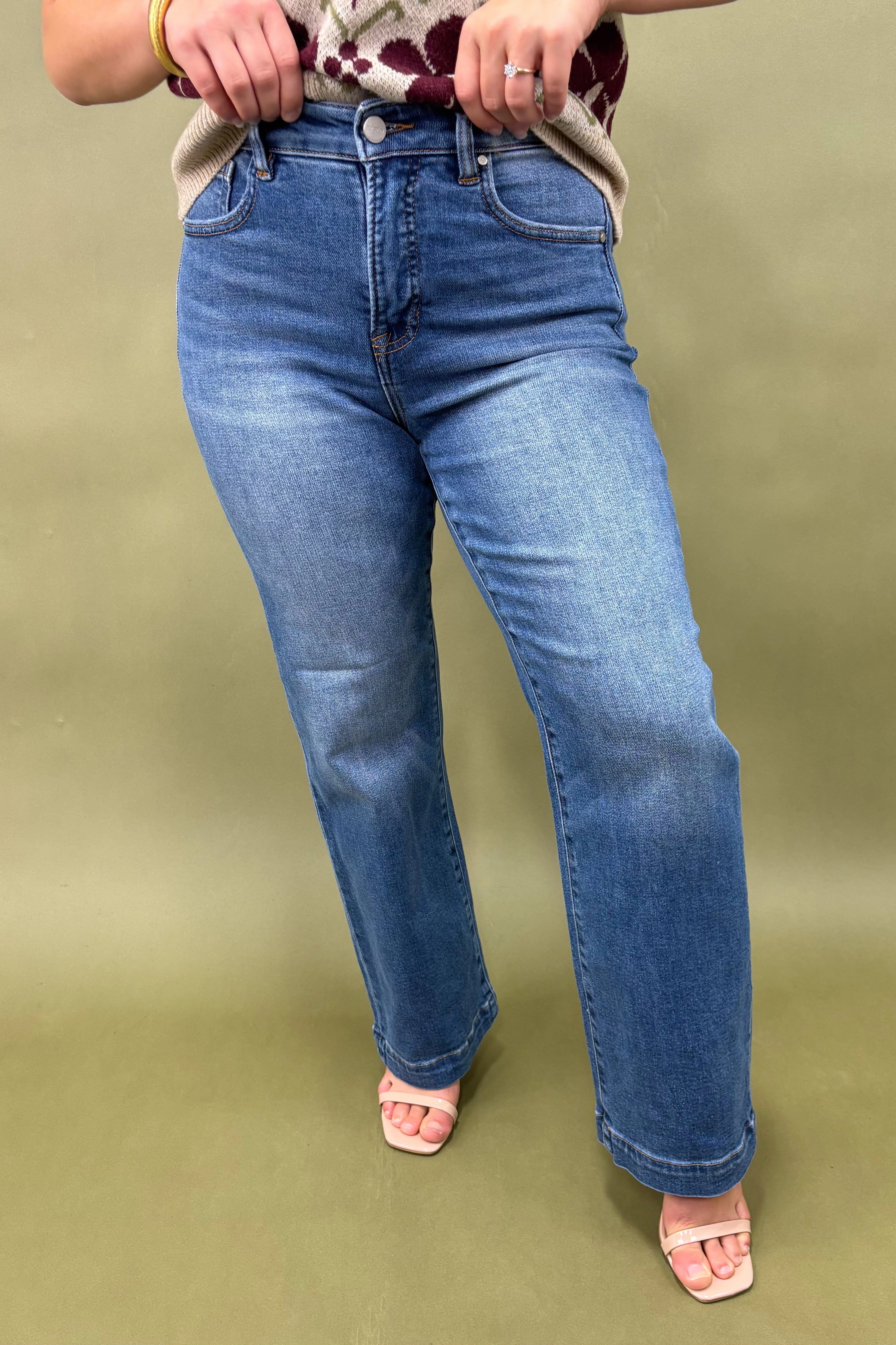 The Vicky Crop Straight Jeans Soft Stretch Durable Twill
