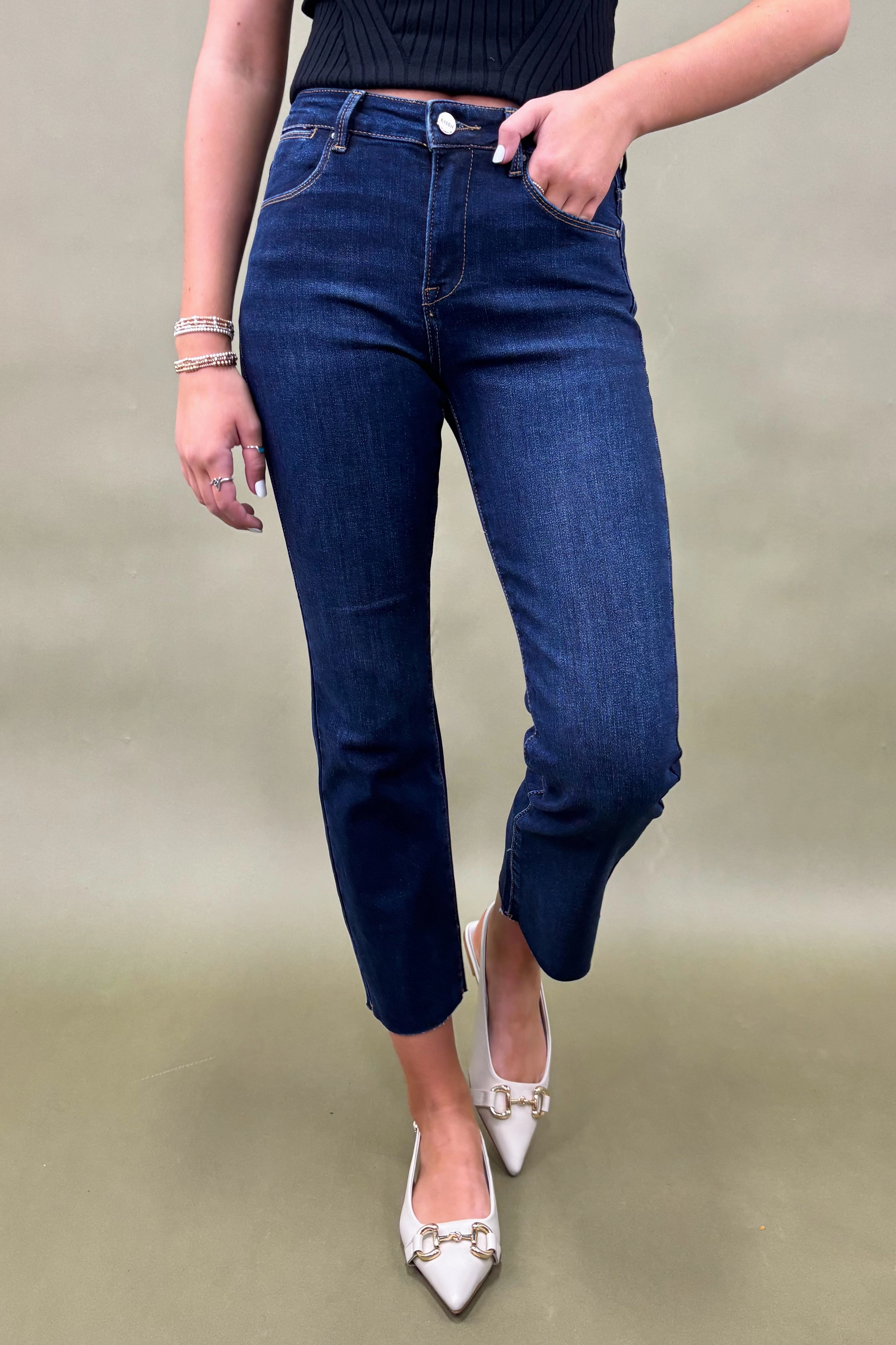 The Emery Mid-Rise Jean NoiseReducingFabric