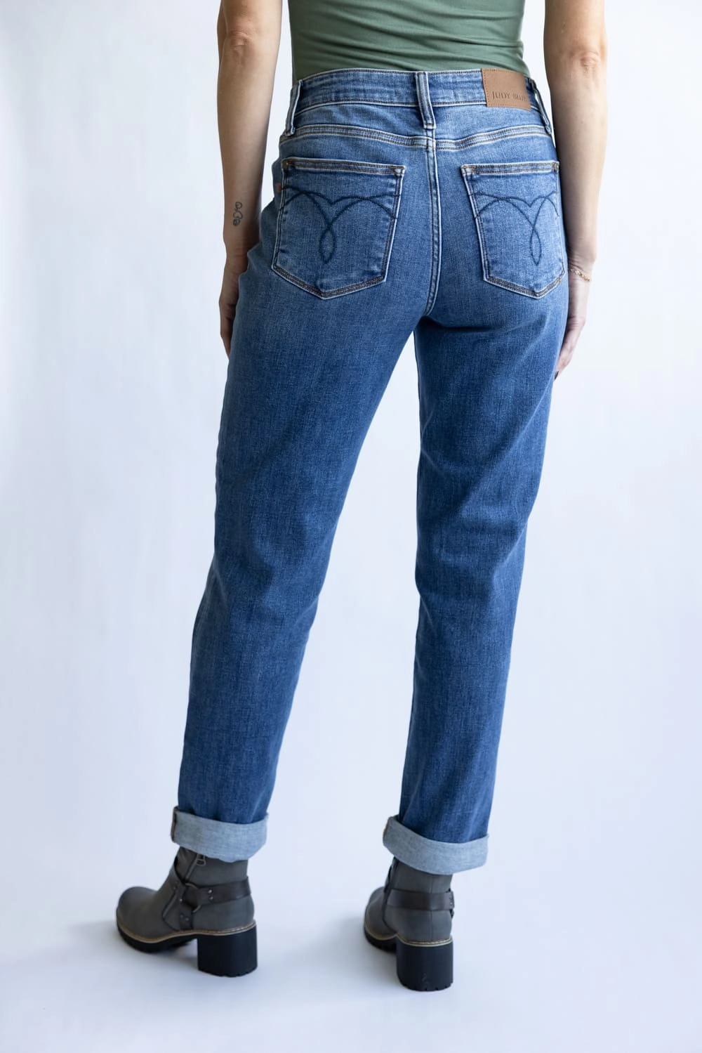 Daily Fashion Judy Blue Mid Rise Clean Cuffed Boyfriend Jeans for Women | 82685REG