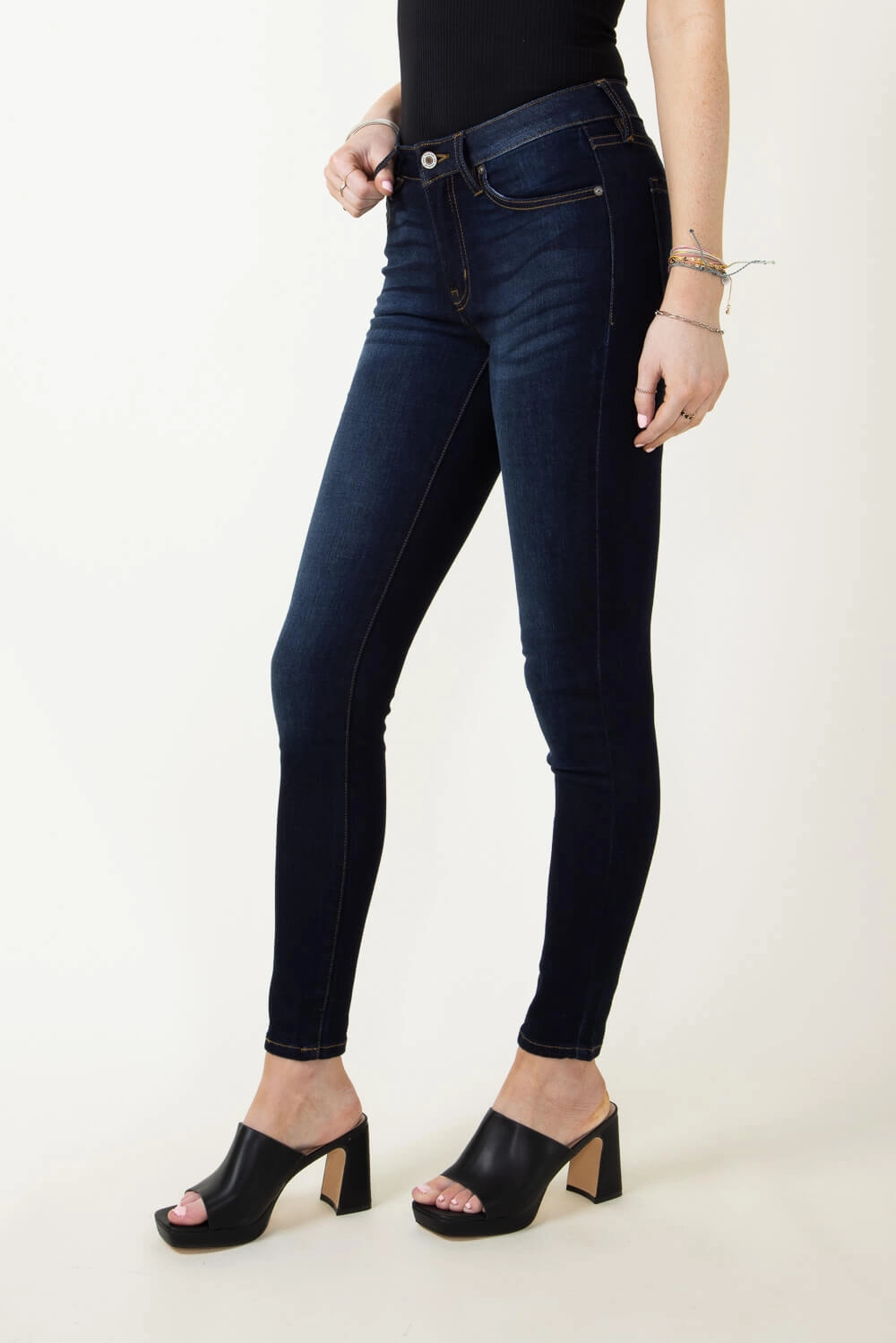 Durable Athlete Fit Travel Outfit KanCan Alani Whiskered Skinny Jeans for Women | KC7092