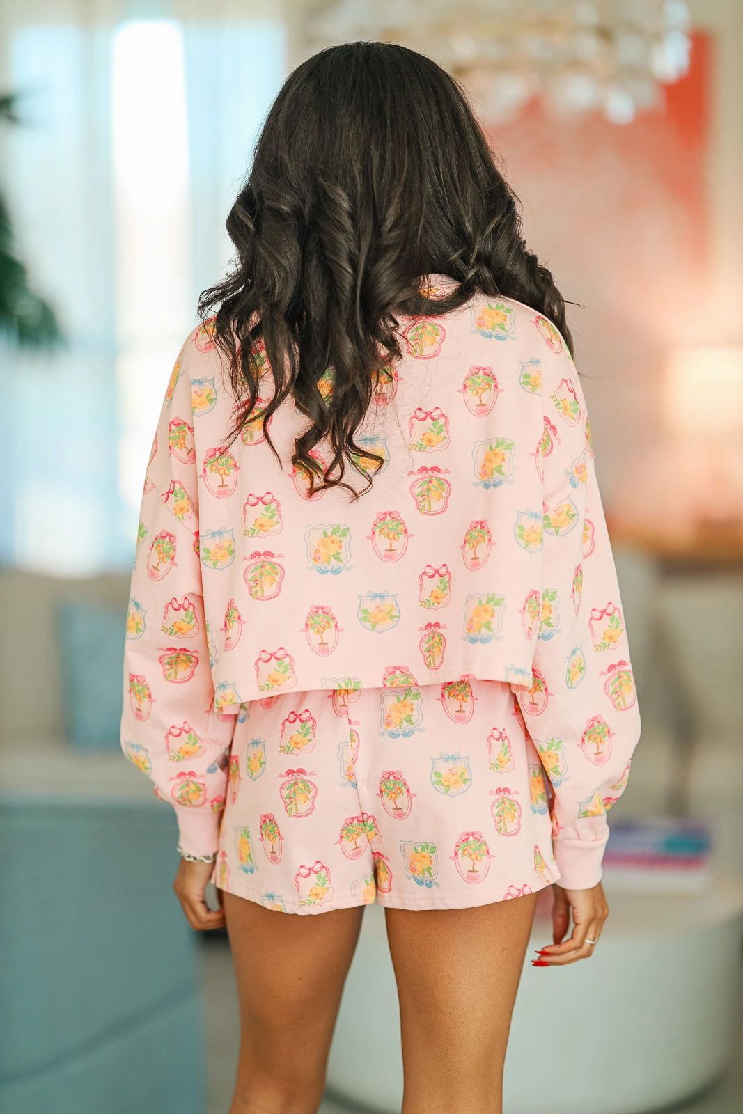 Lemon Amalfi Coast Cropped Pullover - Pink standard fit