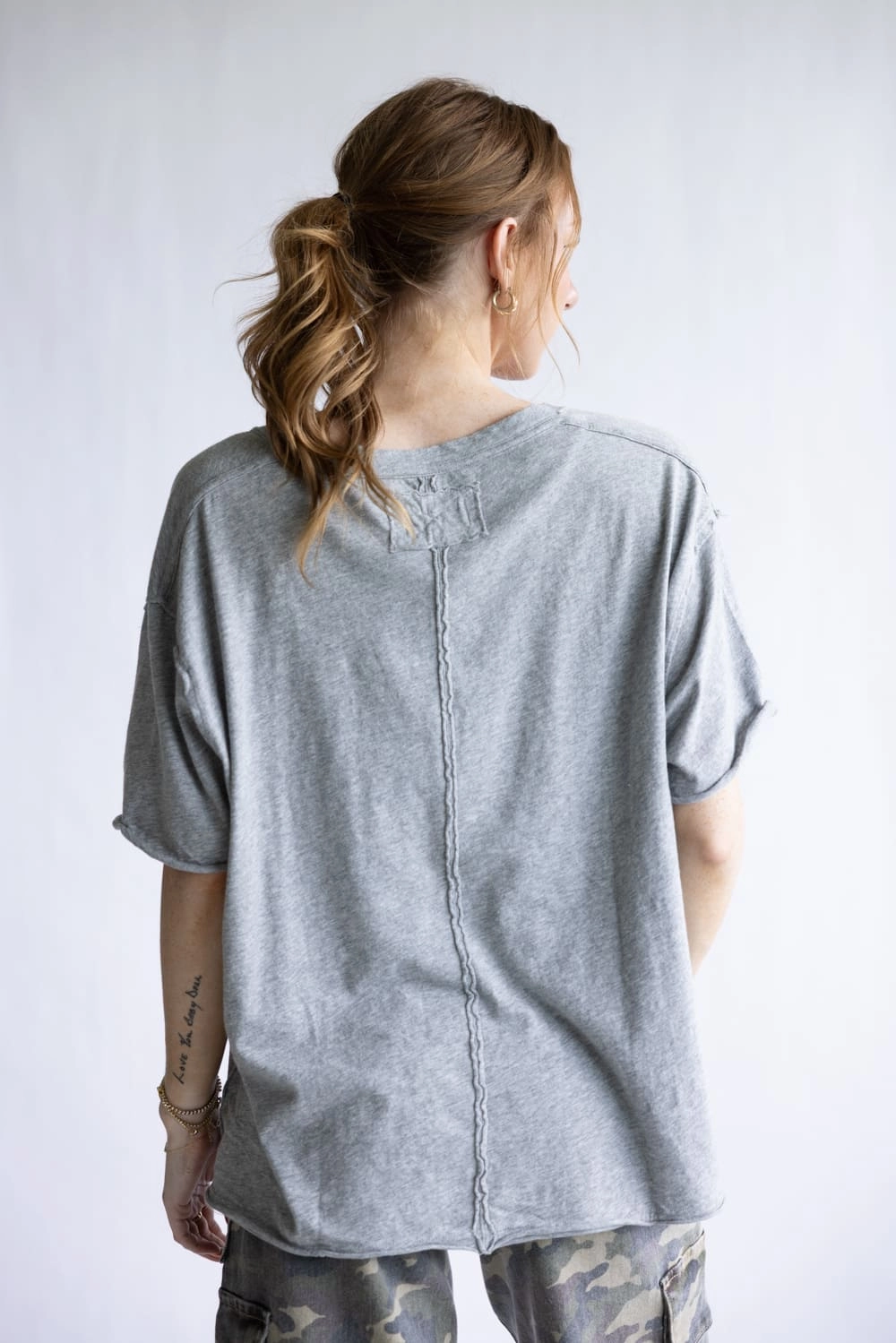 Free People We The Free Nina Tee for Women in Heather Grey | OB1984242-0016-HEATHERGREY Soft Design Relaxed Look