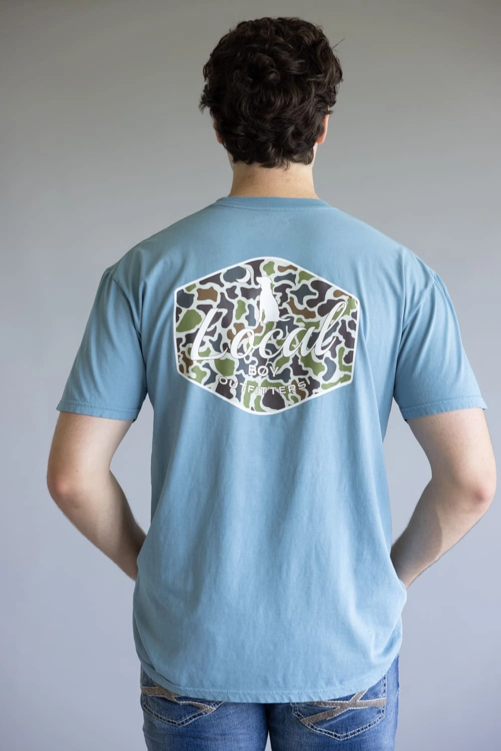 Sport Performance Fit Sleek Comfort Fit Local Boy Local Flage Badge T-Shirt for Men in Slate Blue | L1000098-SLATE