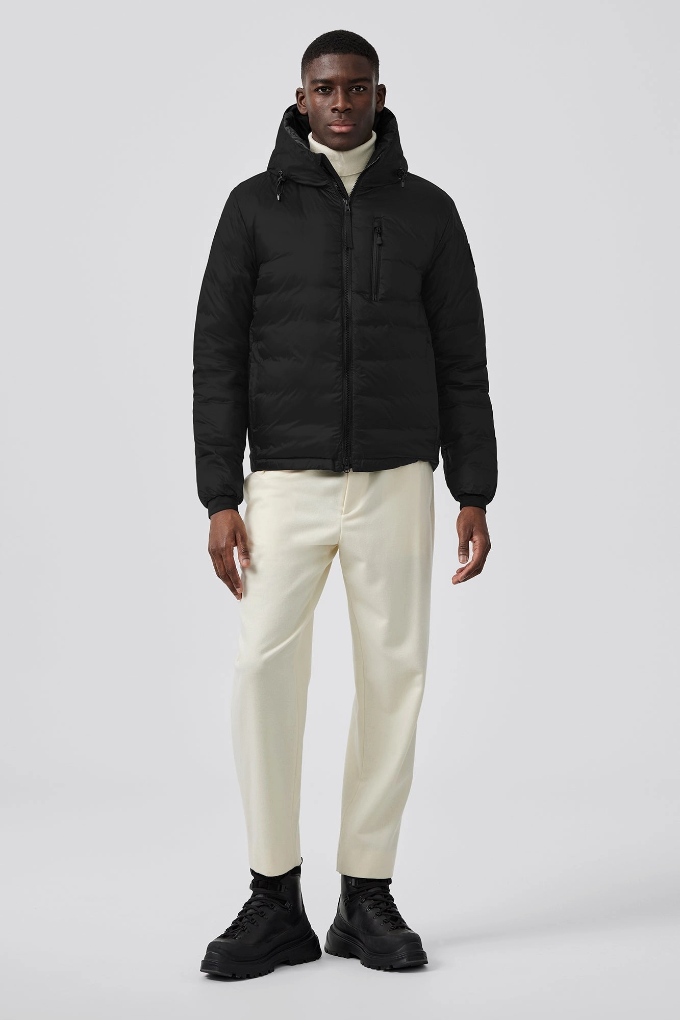 Lodge Hoody Black Label Basic Essential Layer understated look