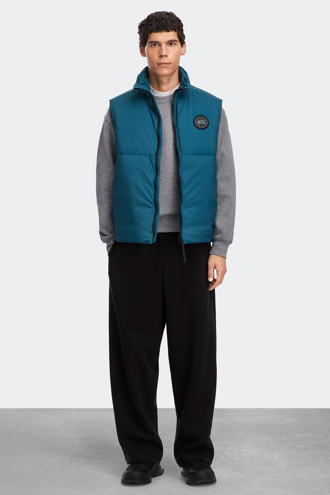 Lodge Vest Black Label Modern Functional Design