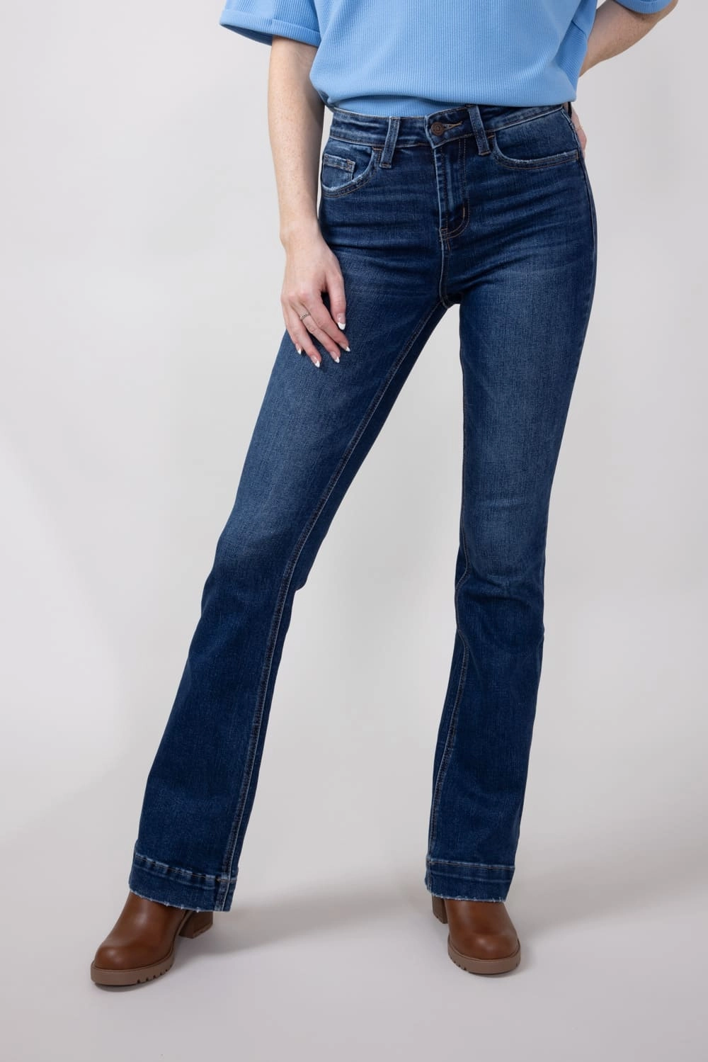 High-Quality Fabric Vervet High Rise Dark Wash Trousers Hem Bootcut Jeans for Women | T6501