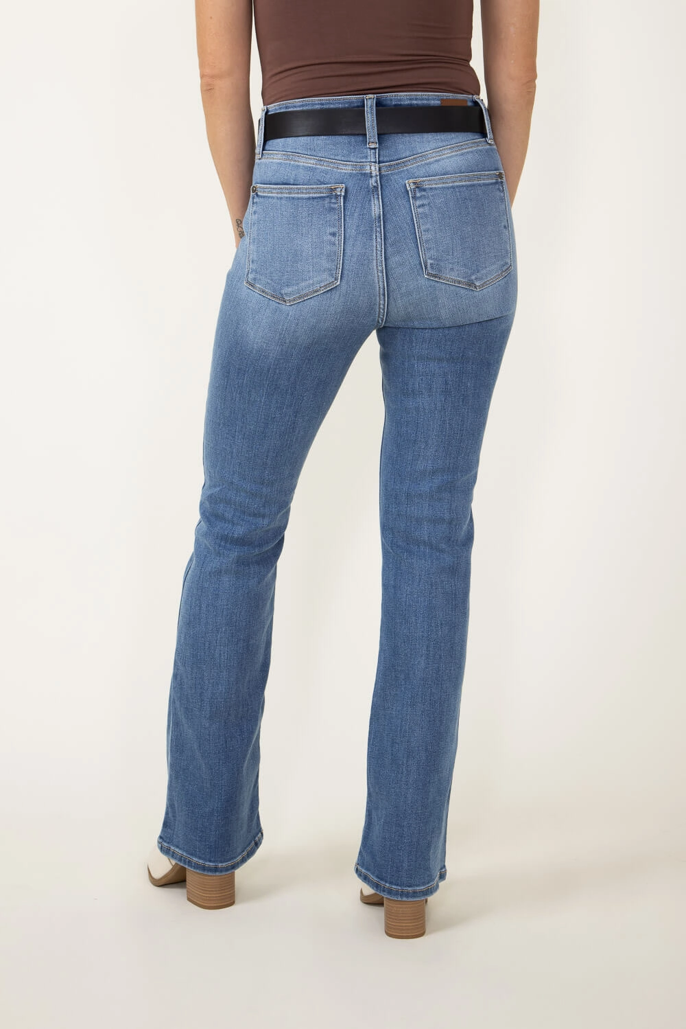 Festival Outfit Minimalist Style Classic Fit Judy Blue High Rise Bootcut Jeans for Women | 82515REG
