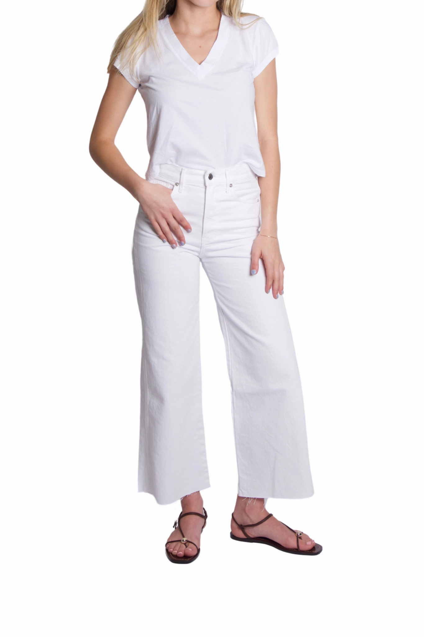 Sunny Vibes Casual Rugged Feel Taylor Crop in White