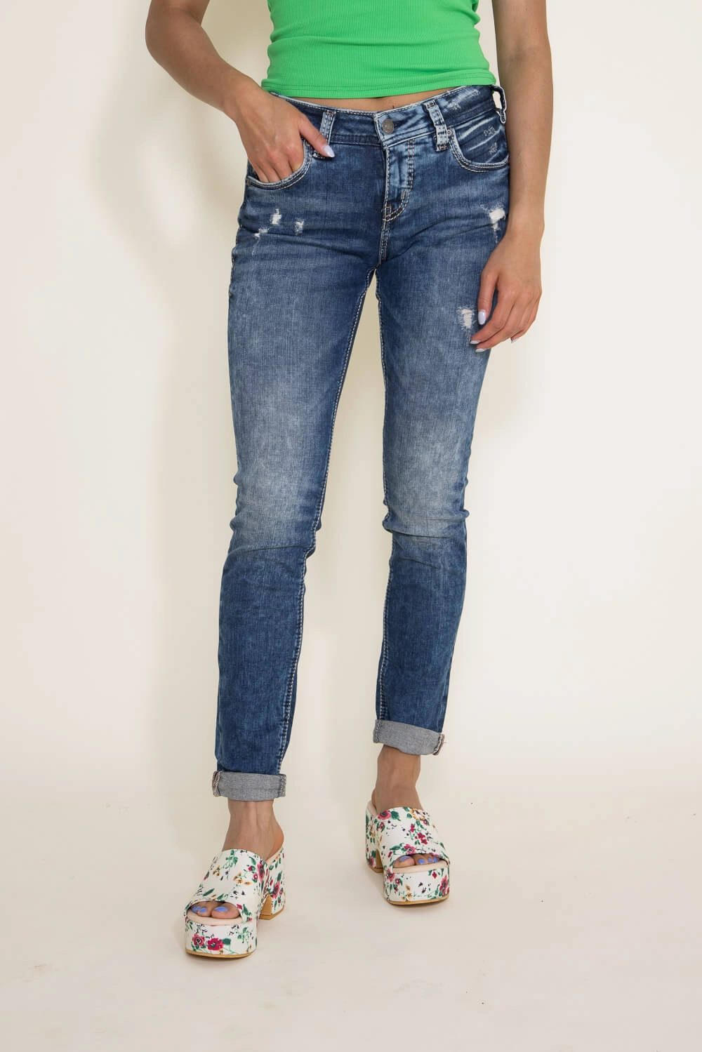 Family Style Elegant Silver Jeans Destructed Skinny Girlfriend Jeans for Women | L27137SJL388