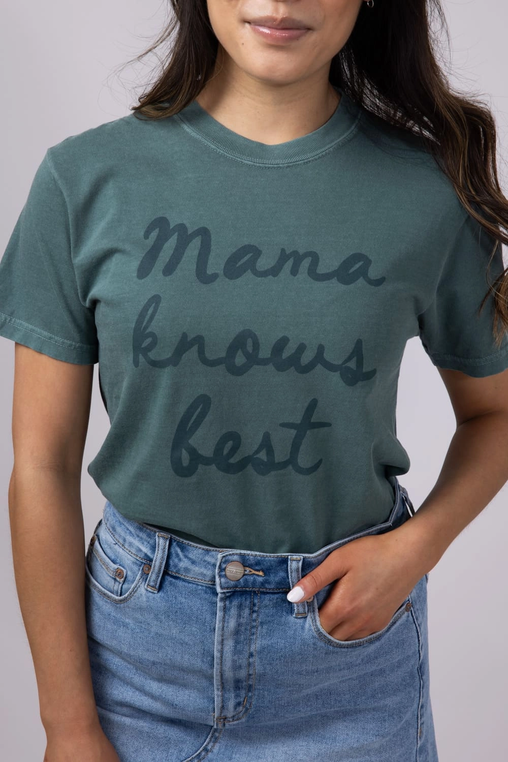 Mama Knows Best T-Shirt for Women in Green | TEE-MAMA-FOREST Relaxed Layers