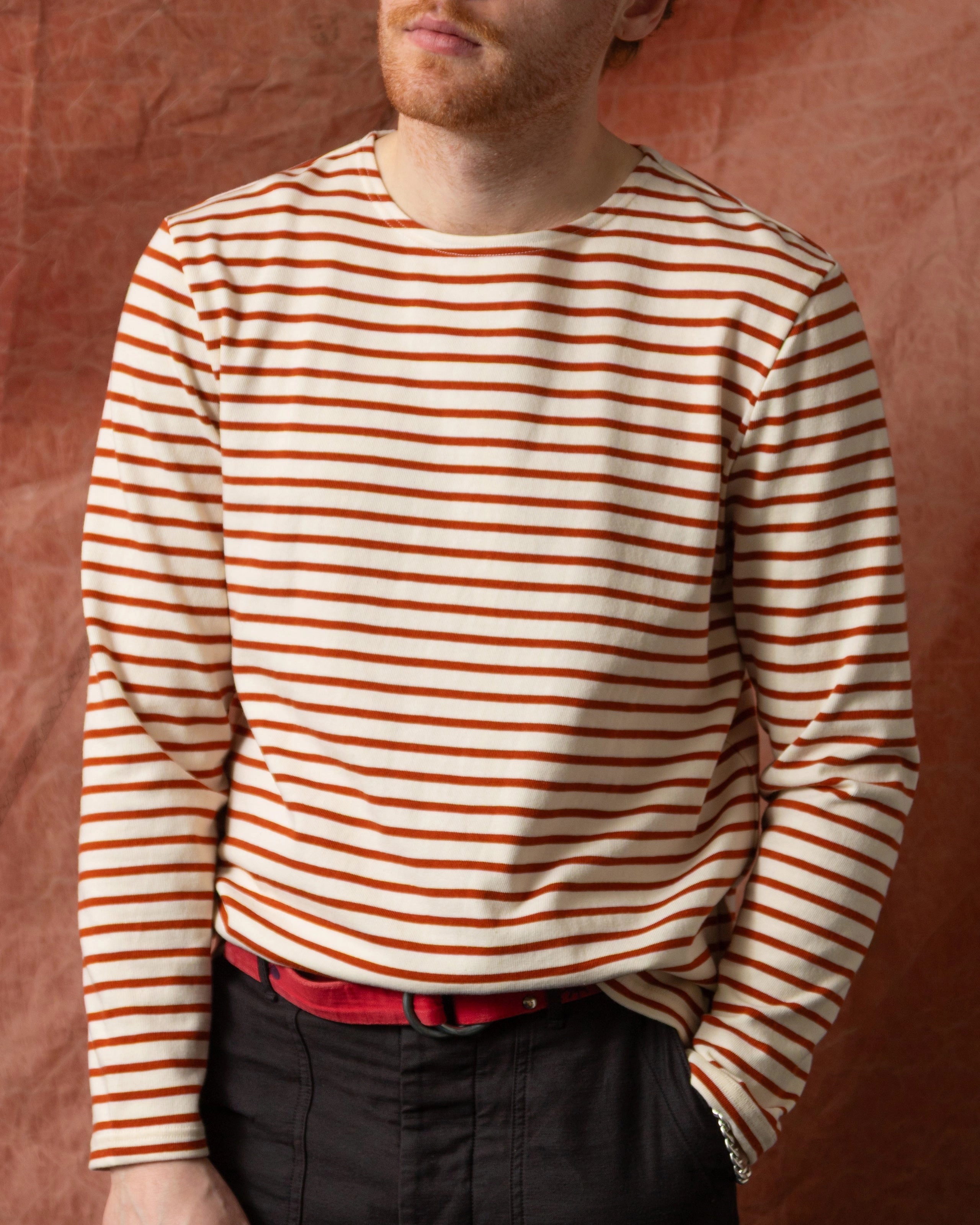 Men??s Breton Stripe Boatneck Tee in Off White/Acorn Soft Wear