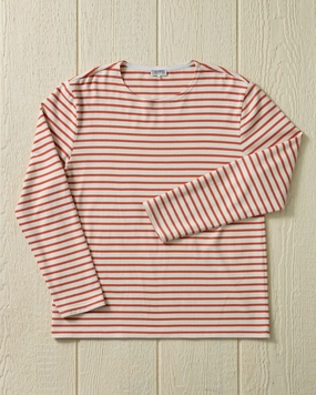 Active Layering Holiday Style Trend Men??s Breton Stripe Boatneck Tee in Off White/Coral