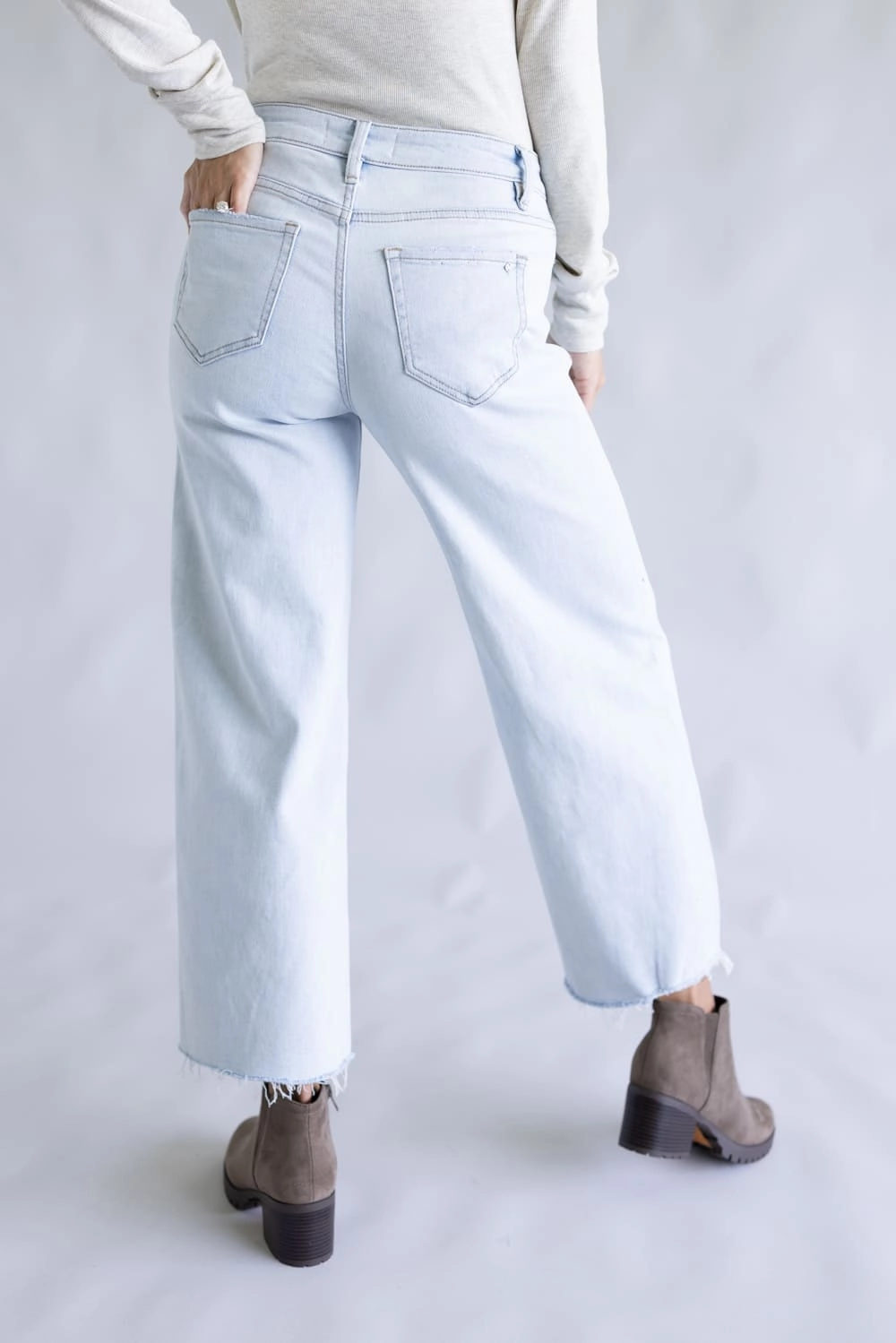 Mica High Rise Light Wash Wide Leg Fray Hem Jeans for Women | MDP-W3523 Everyday Classic Wear Comfy