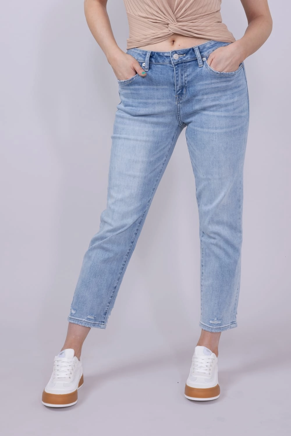 Mica Mid Rise Straight Jeans for Women | MDP-T3050 Streetwear Fan Night Out